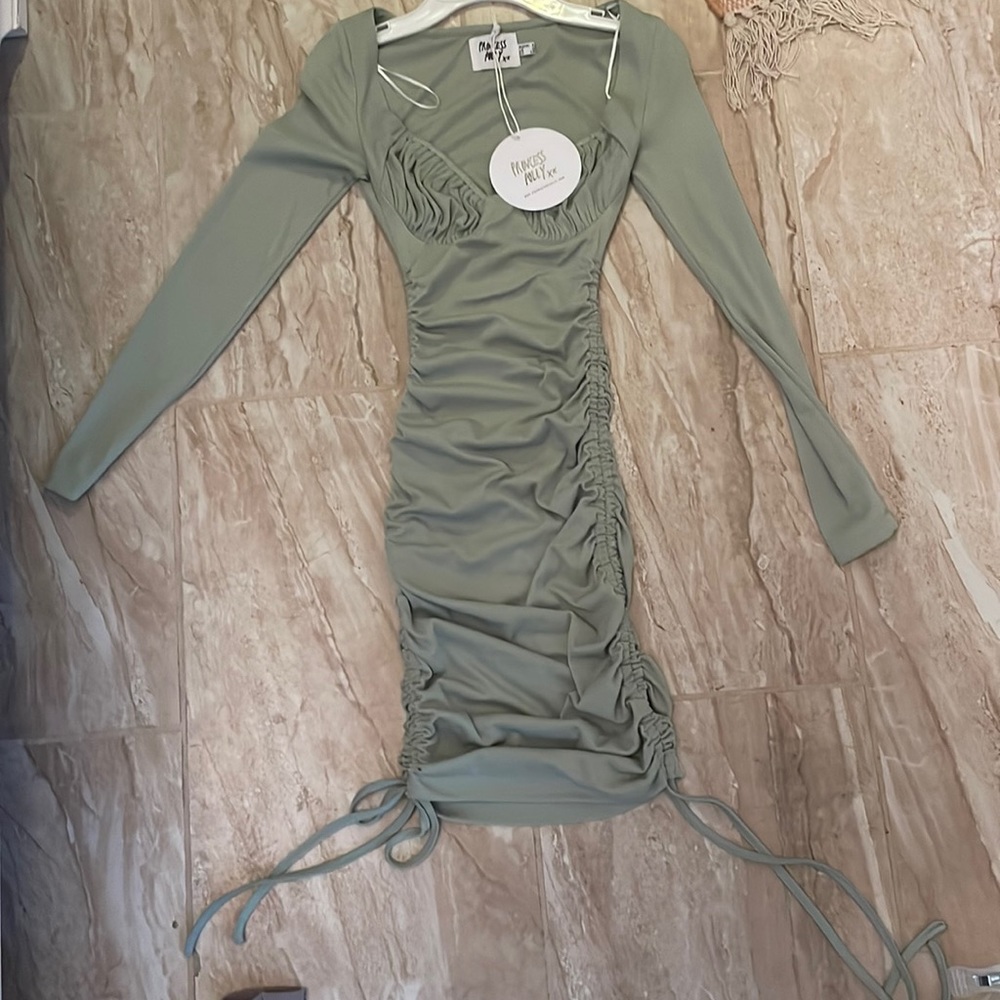 Princess Polly Scrunch Dress